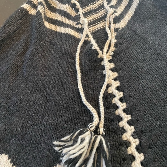 J.Jill wool poncho - Picture 2 of 3